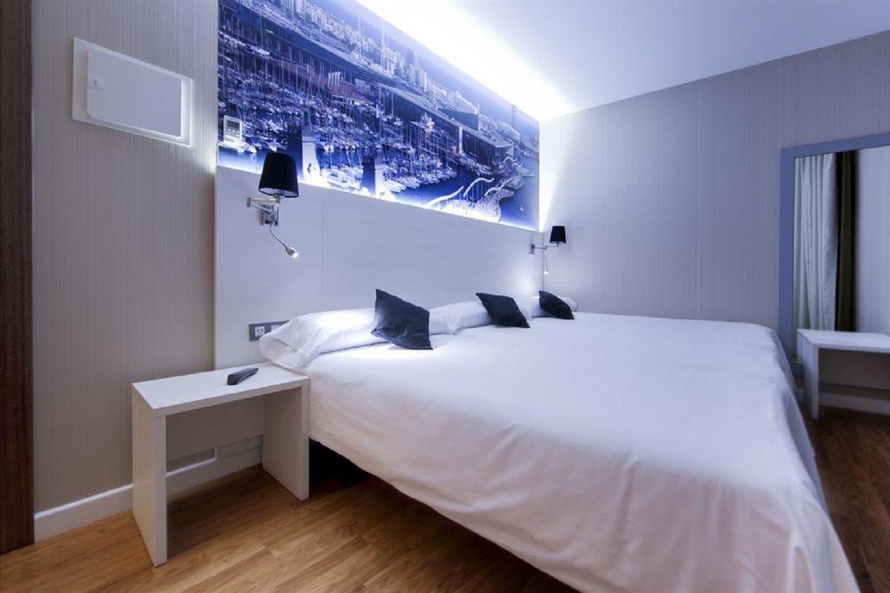 Hostal Bcn Ramblas Барселона Экстерьер фото