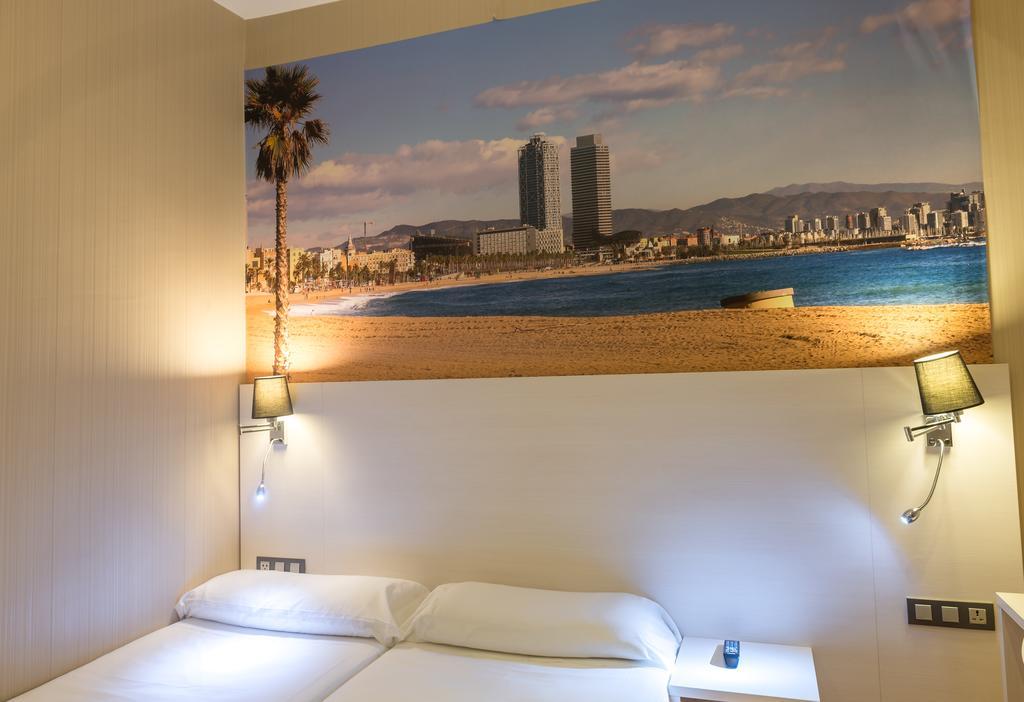 Hostal Bcn Ramblas Барселона Экстерьер фото
