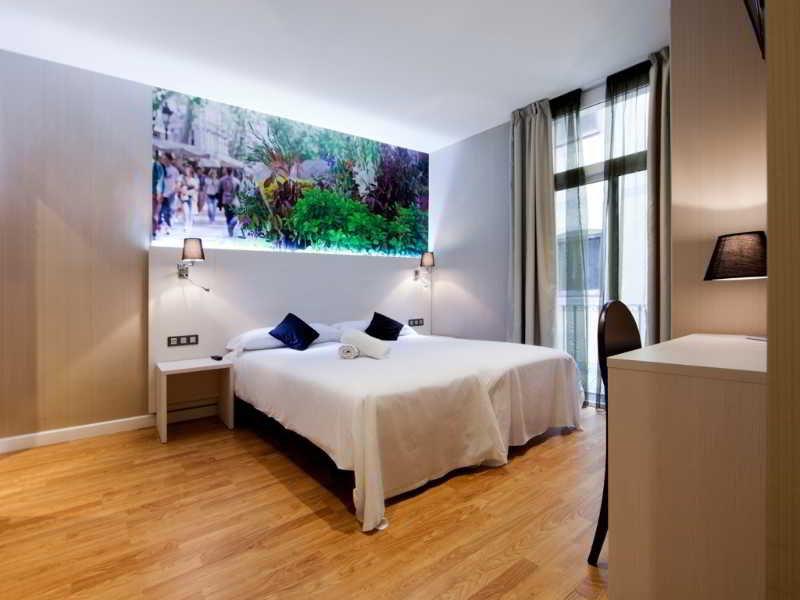 Hostal Bcn Ramblas Барселона Экстерьер фото