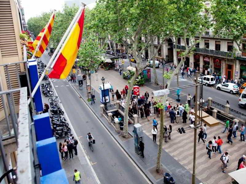 Hostal Bcn Ramblas Барселона Экстерьер фото